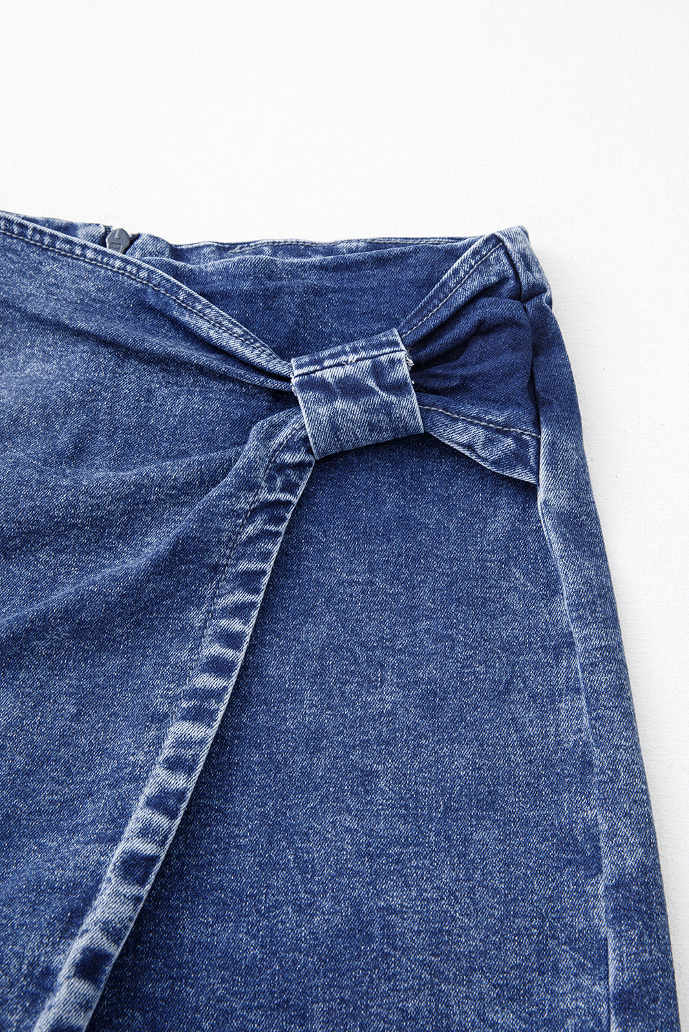 90s inspired Acid Wash Twisted Zipped Denim Skort